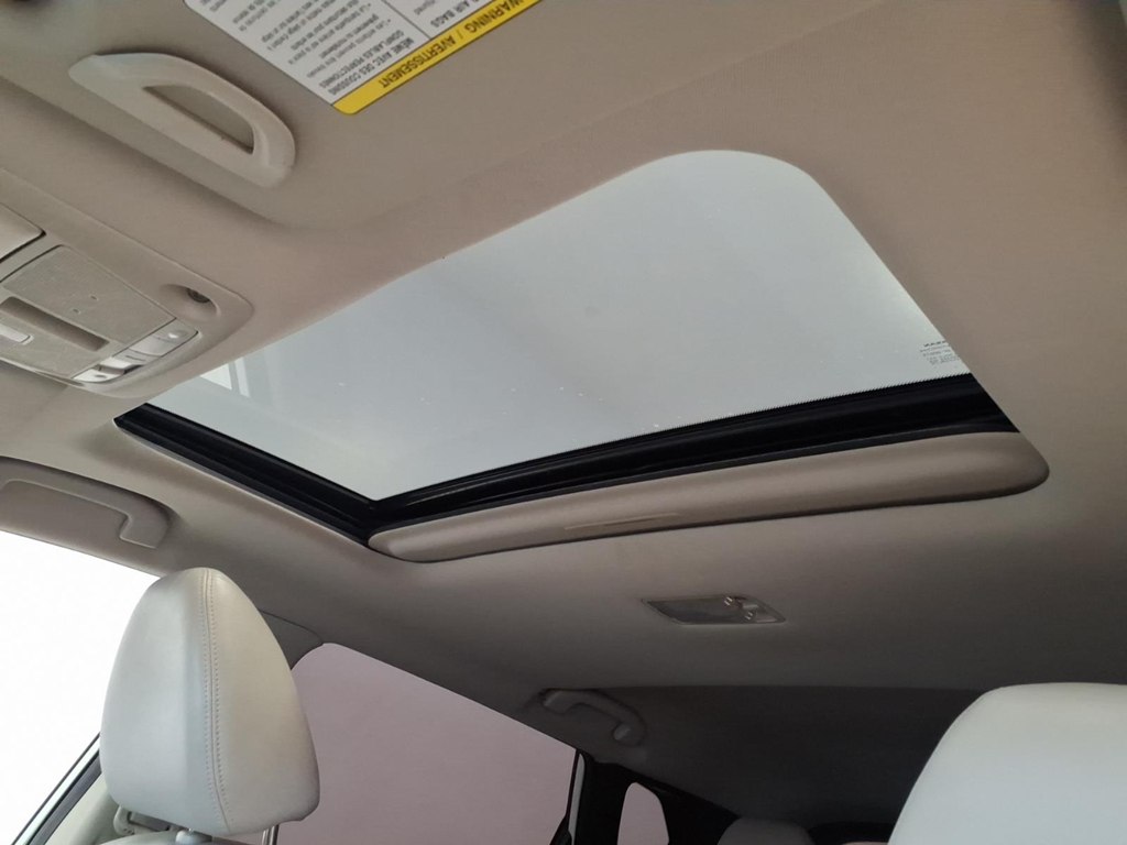Photo 23 of this NISSAN ROGUE SPORT