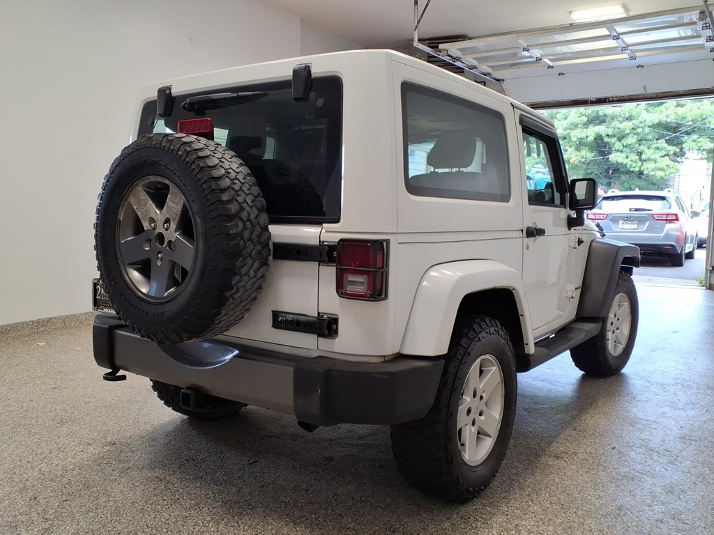 Photo 4 of this JEEP WRANGLER