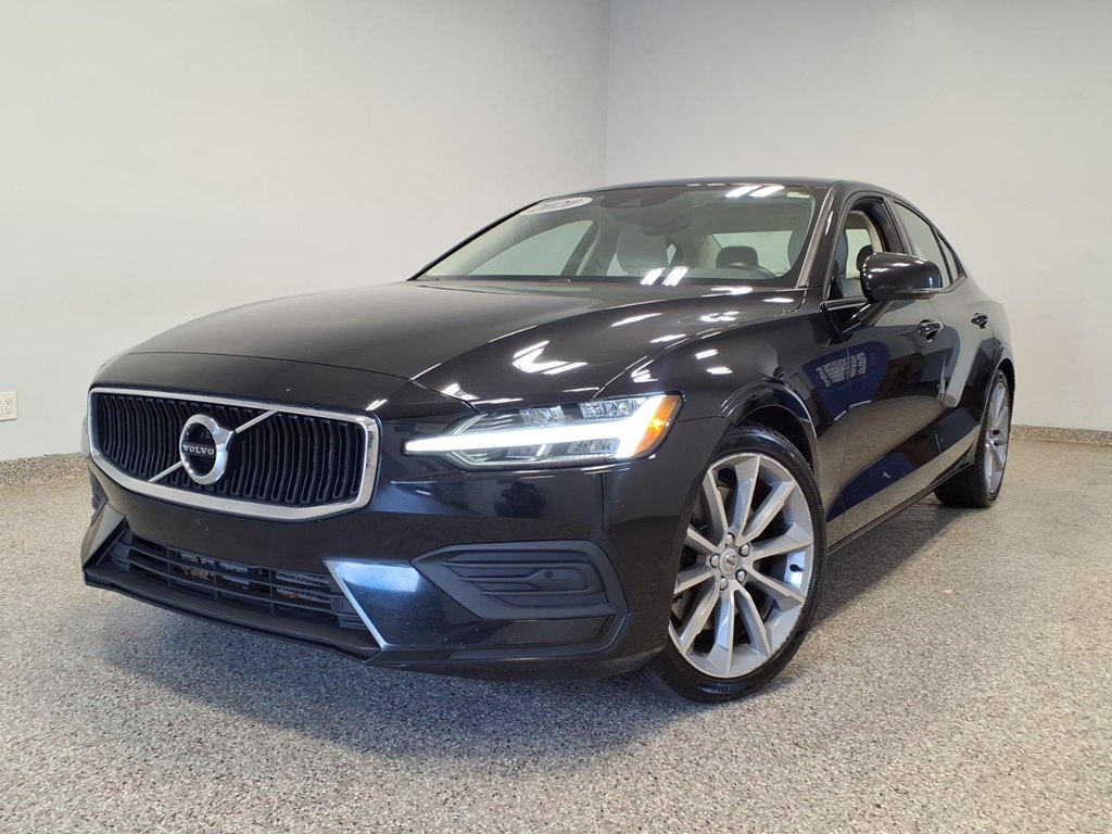 2020 VOLVO S60