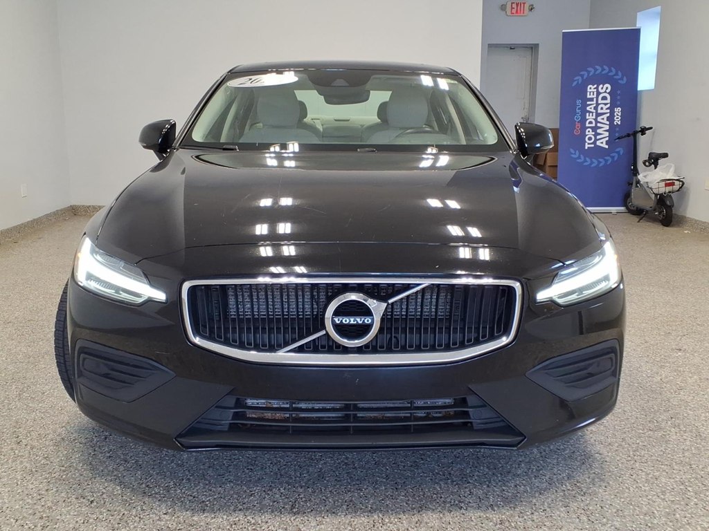 Photo 2 of this VOLVO S60