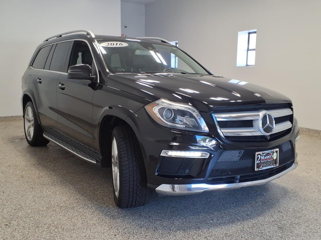 Photo 3 of this MERCEDES-BENZ GL-CLASS