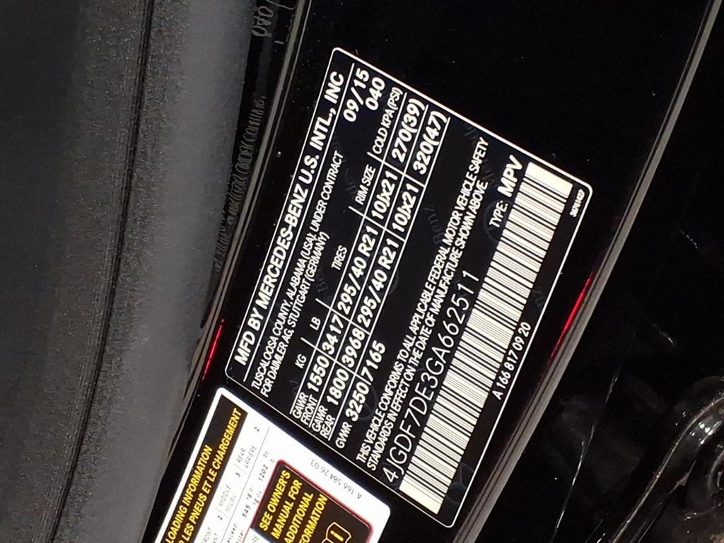 Photo 24 of this MERCEDES-BENZ GL-CLASS