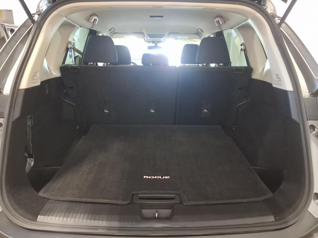 Photo 24 of this NISSAN ROGUE