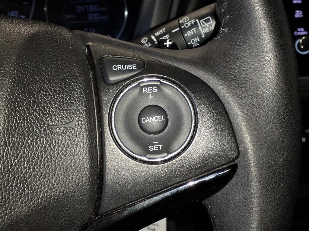 Photo 12 of this HONDA HR-V
