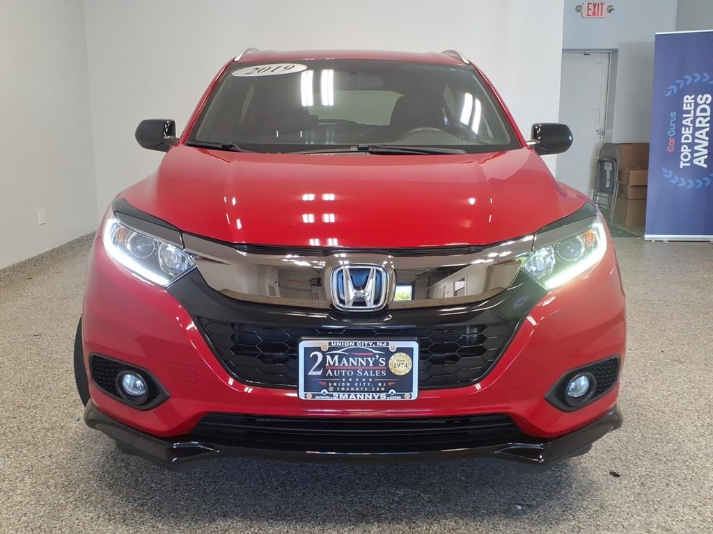 Photo 2 of this HONDA HR-V
