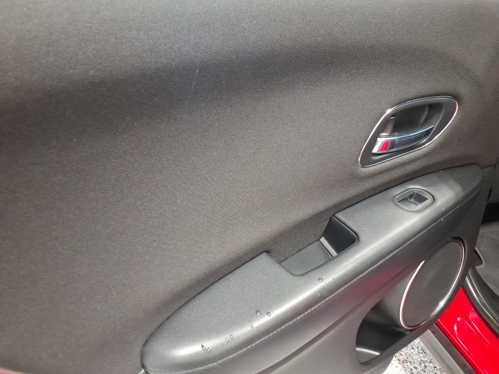 Photo 17 of this HONDA HR-V