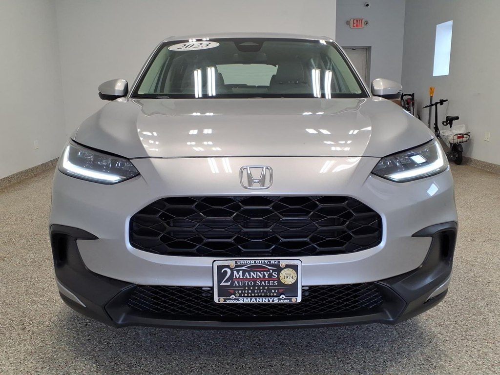 Photo 2 of this HONDA HR-V