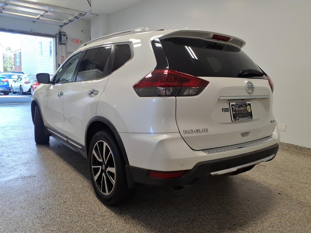 Photo 6 of this NISSAN ROGUE