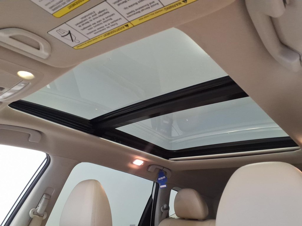 Photo 24 of this NISSAN ROGUE