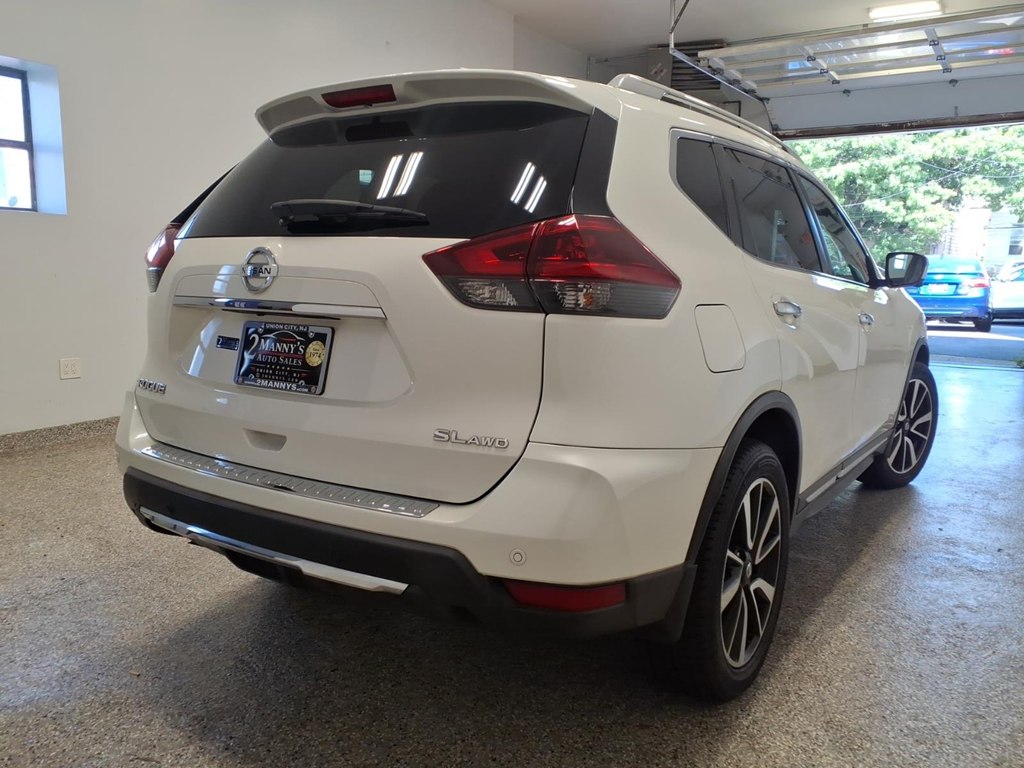 Photo 4 of this NISSAN ROGUE