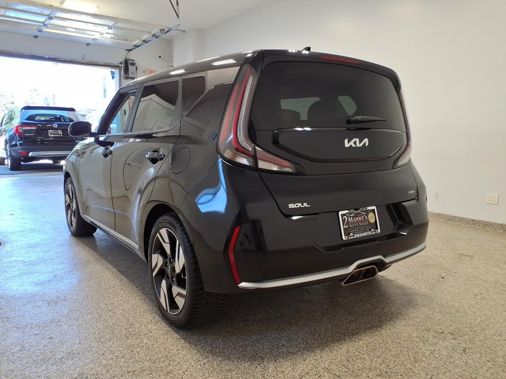 Photo 6 of this KIA SOUL