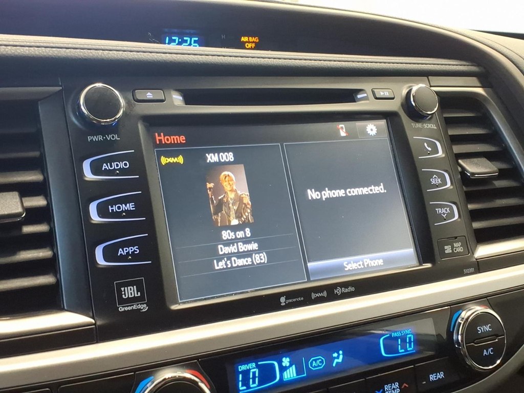 Photo 16 of this TOYOTA HIGHLANDER