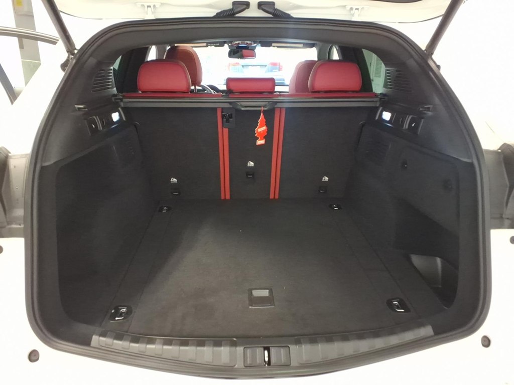 Photo 25 of this ALFA ROMEO STELVIO