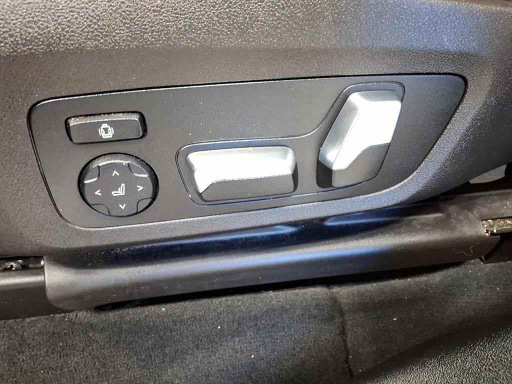 Photo 18 of this BMW X3
