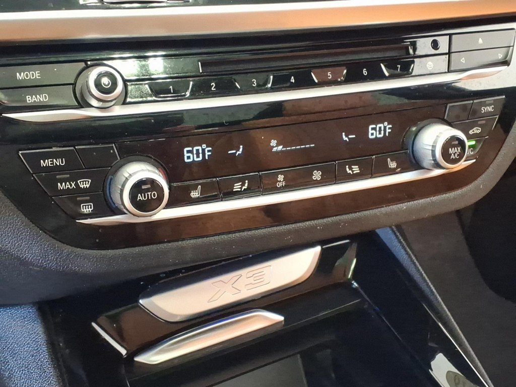 Photo 15 of this BMW X3