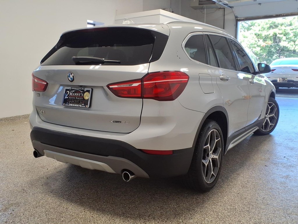 Photo 4 of this BMW X1