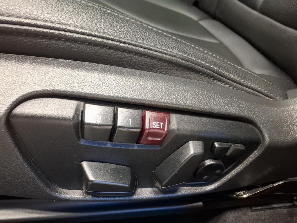 Photo 17 of this BMW X1