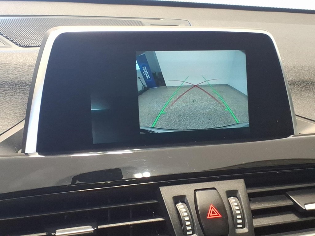 Photo 13 of this BMW X1