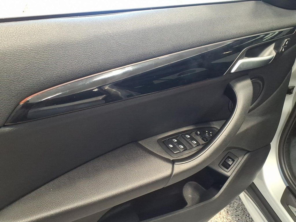 Photo 8 of this BMW X1