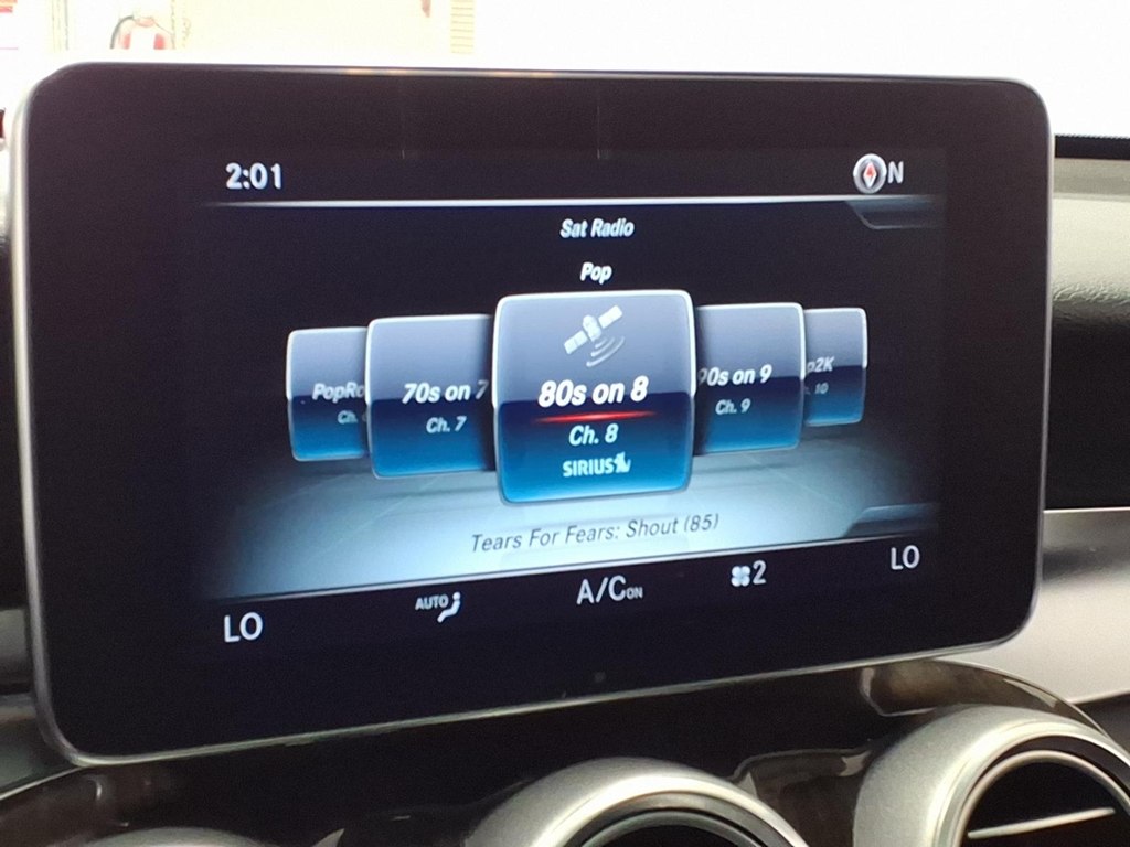 Photo 15 of this MERCEDES-BENZ GLC