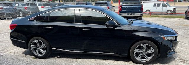 Photo 3 of this HONDA ACCORD