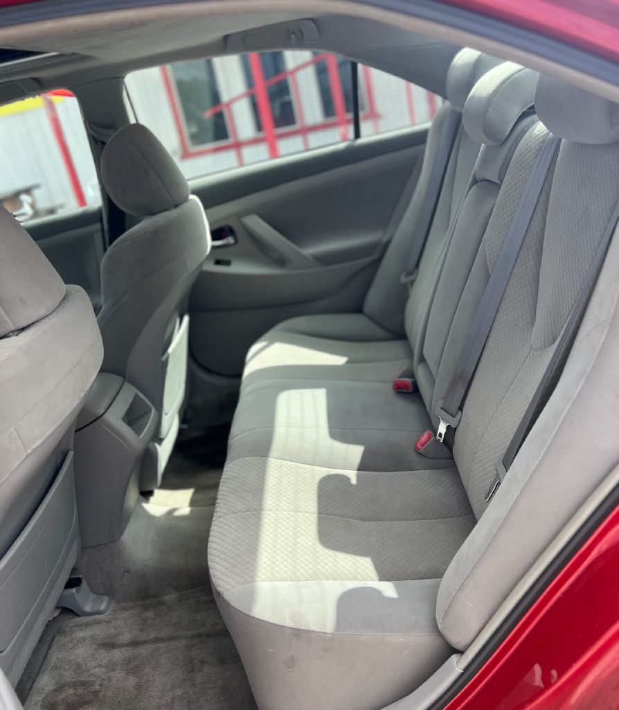 Photo 6 of this TOYOTA CAMRY
