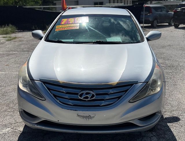 Photo 3 of this HYUNDAI SONATA