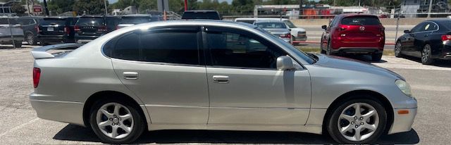 Photo 3 of this LEXUS GS