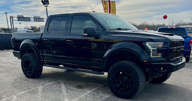 Photo 2 of this FORD F150
