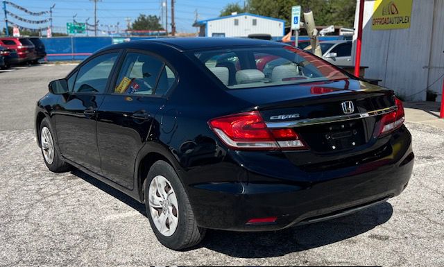 Photo 4 of this HONDA CIVIC