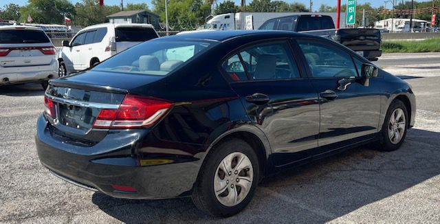 Photo 5 of this HONDA CIVIC