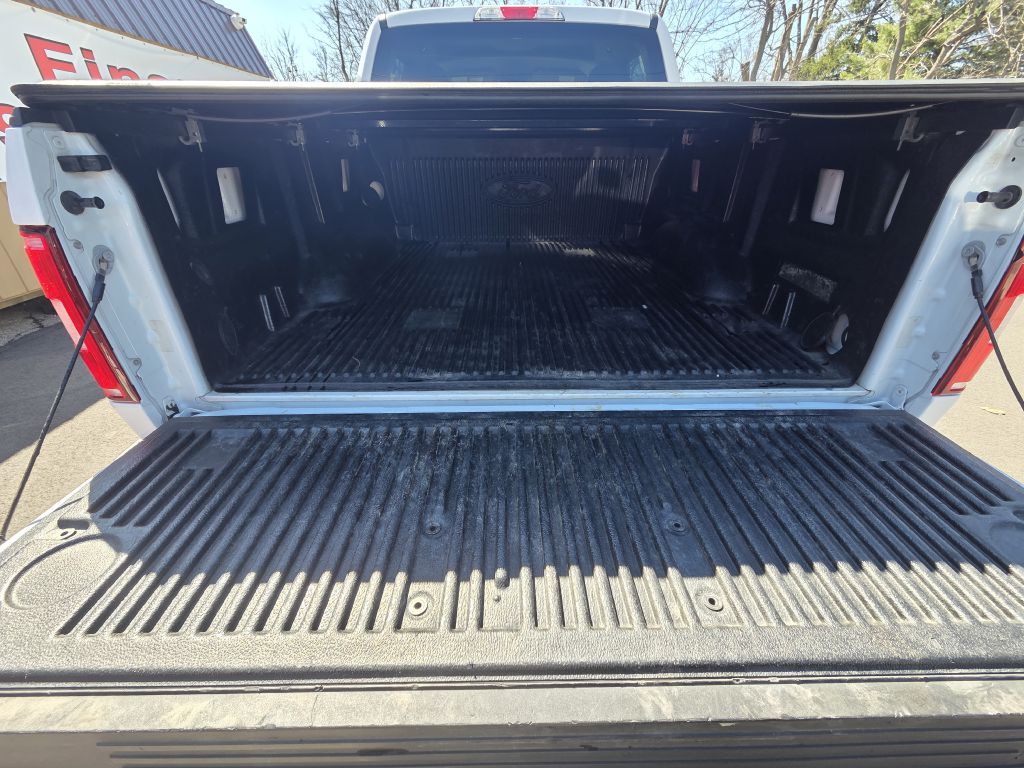 Photo 7 of this FORD F150
