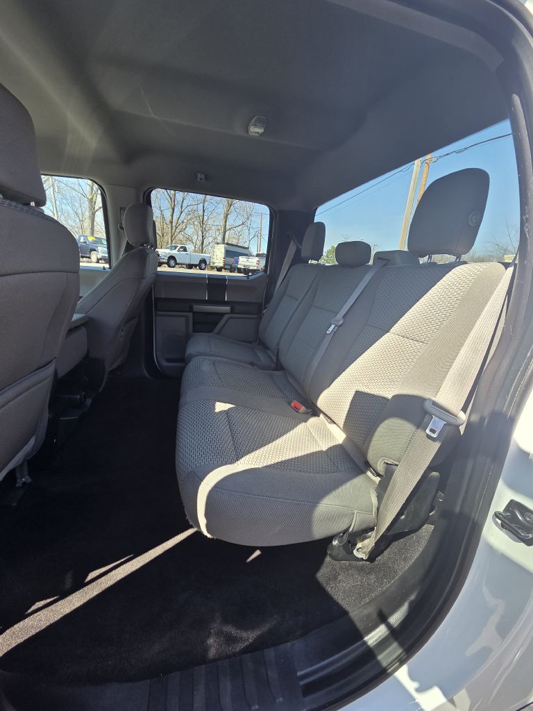 Photo 20 of this FORD F150