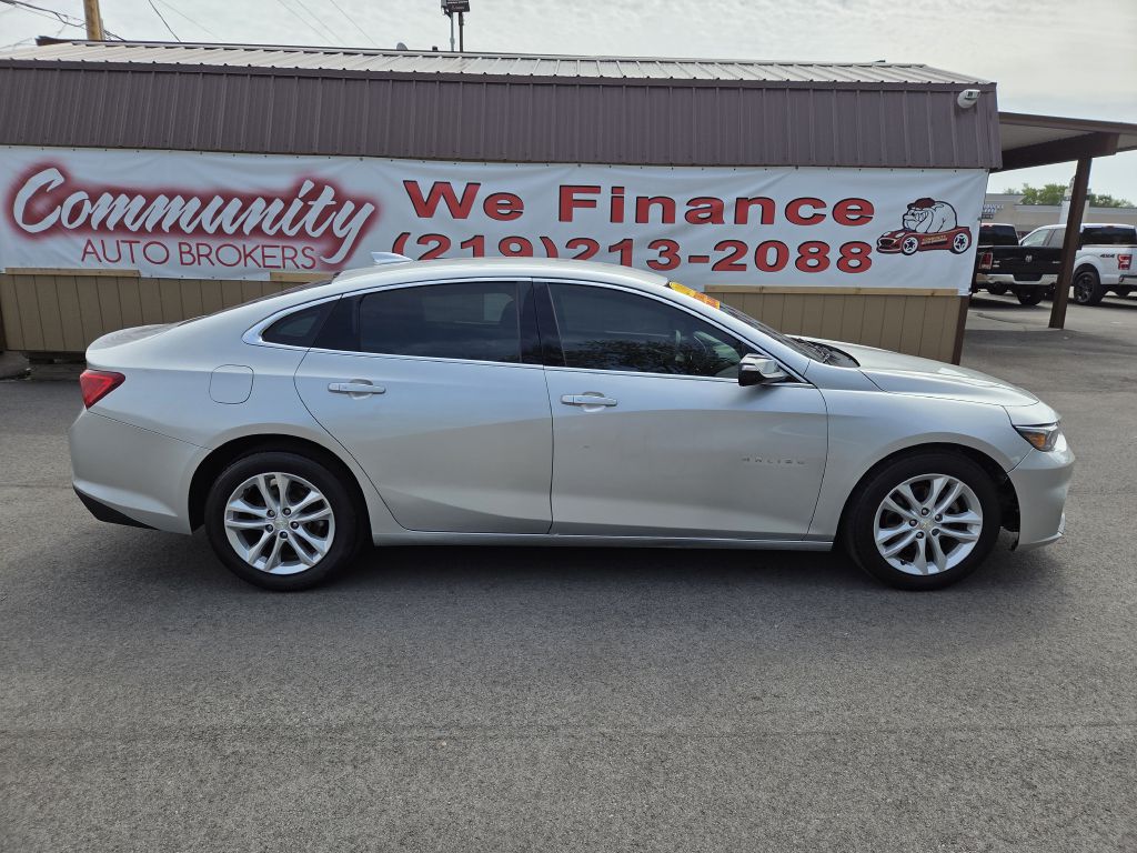 Photo 2 of this CHEVROLET MALIBU