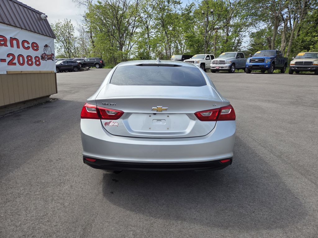 Photo 7 of this CHEVROLET MALIBU