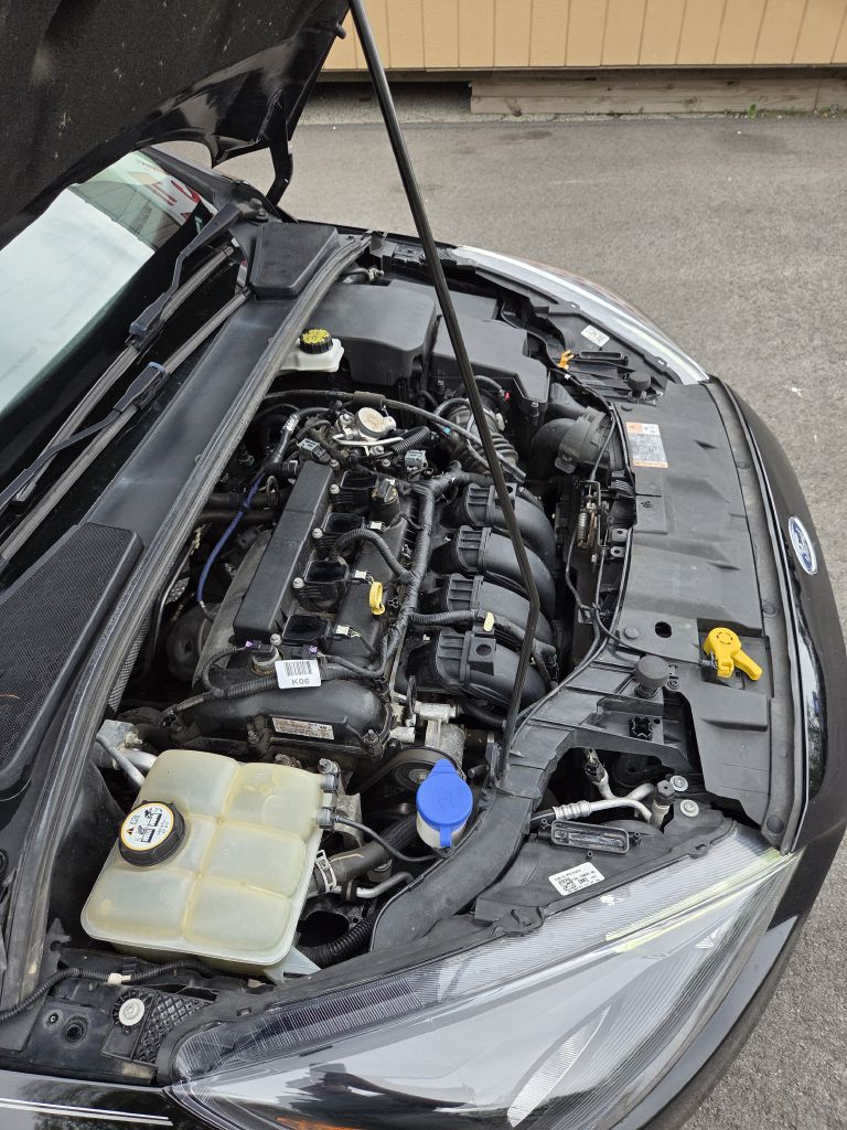 Photo 24 of this FORD FOCUS