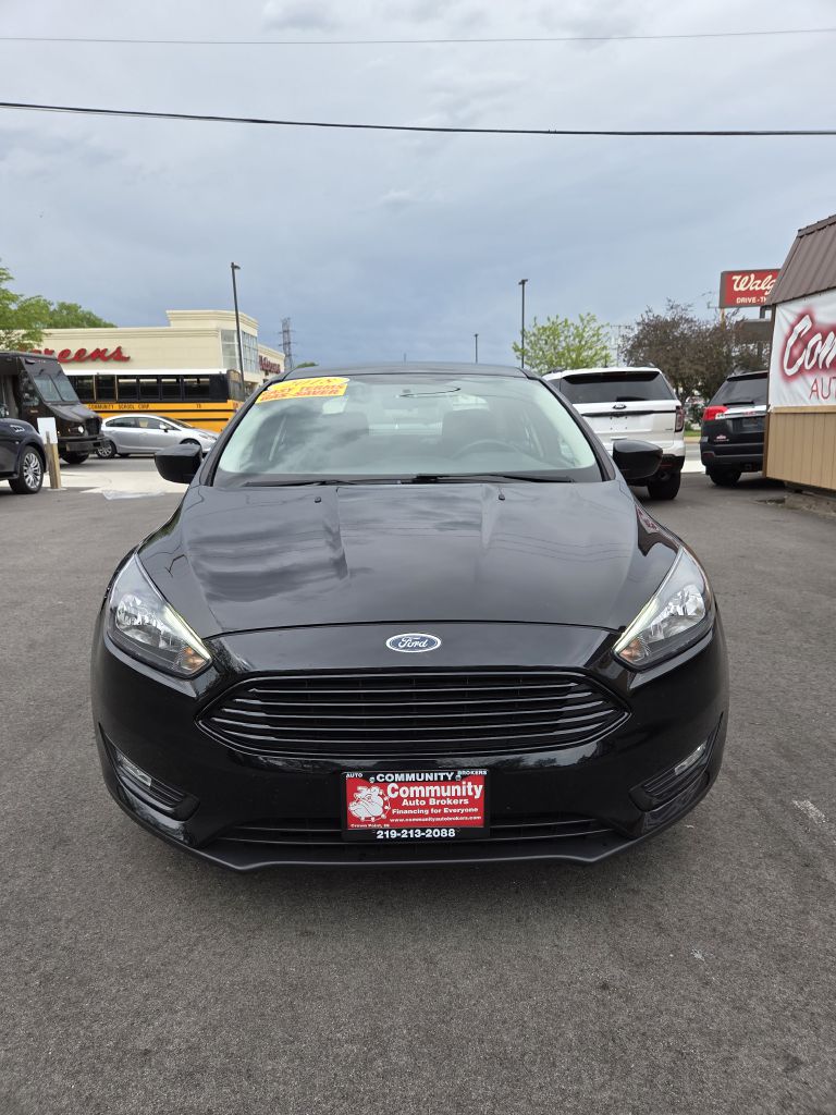 Photo 3 of this FORD FOCUS