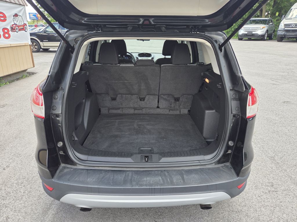 Photo 8 of this FORD ESCAPE