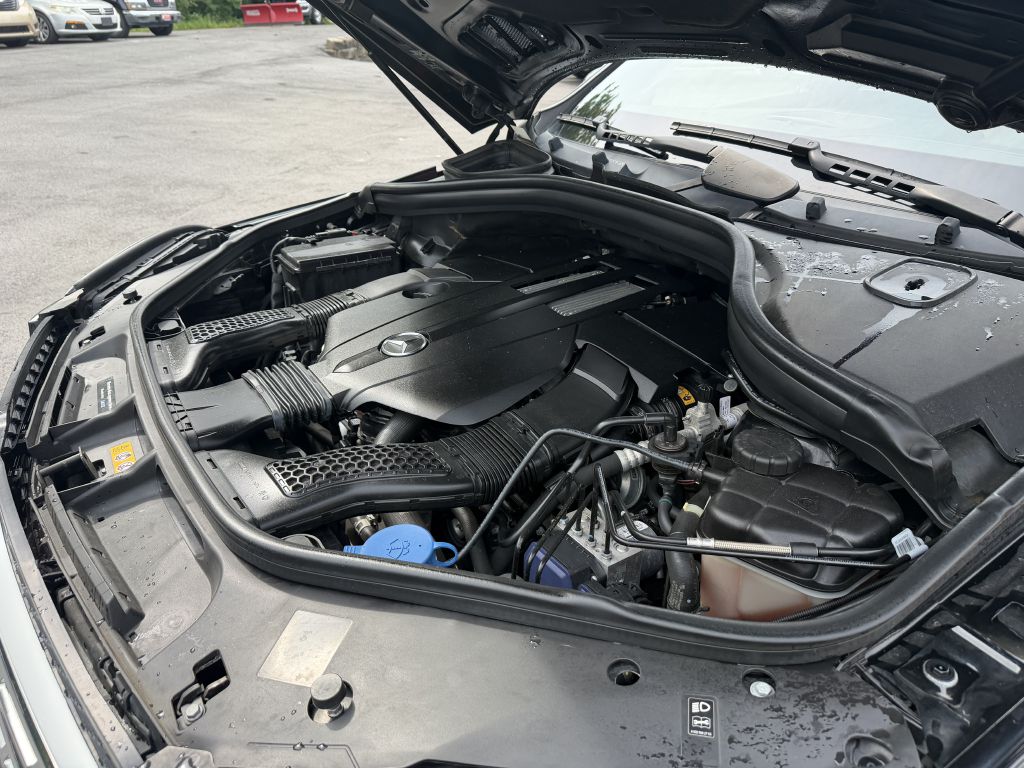 Photo 33 of this MERCEDES-BENZ GLS450