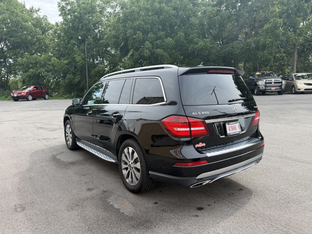 Photo 5 of this MERCEDES-BENZ GLS450