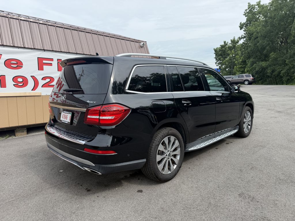 Photo 7 of this MERCEDES-BENZ GLS450