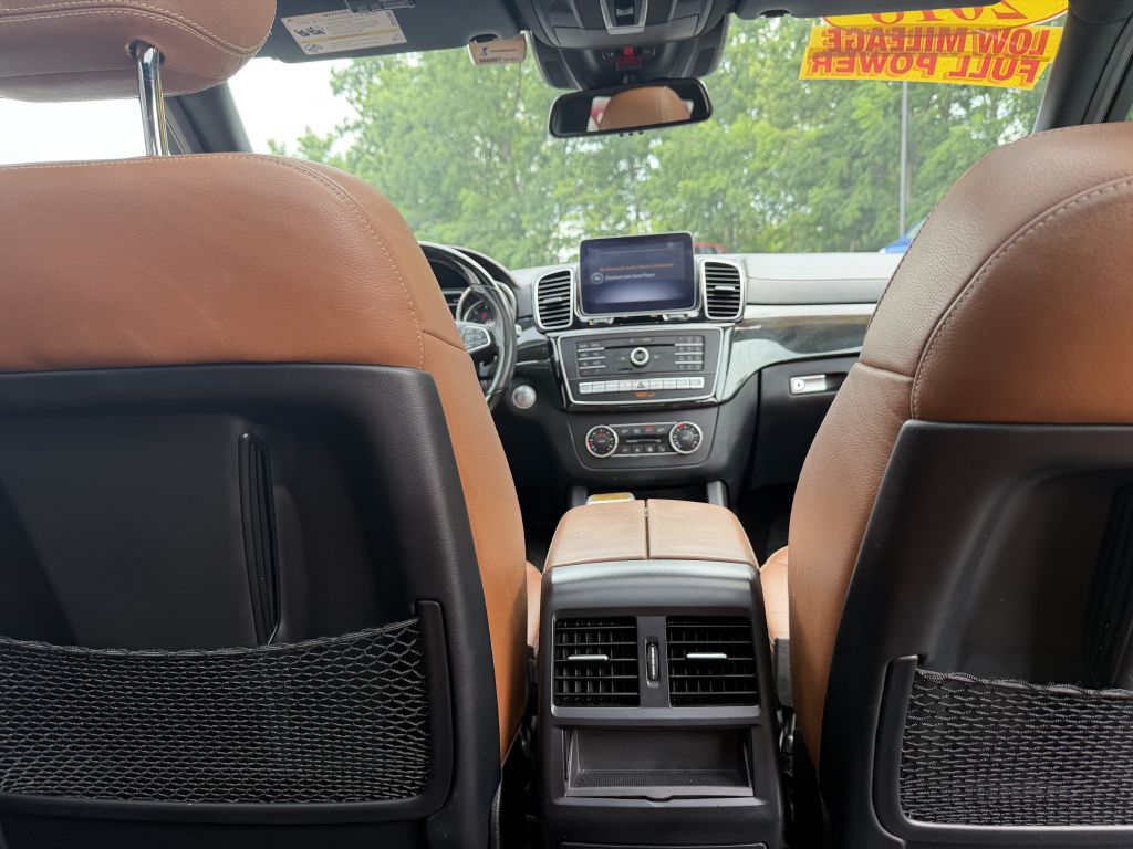 Photo 28 of this MERCEDES-BENZ GLS450