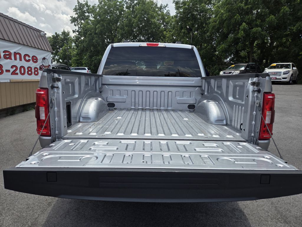 Photo 8 of this FORD F150