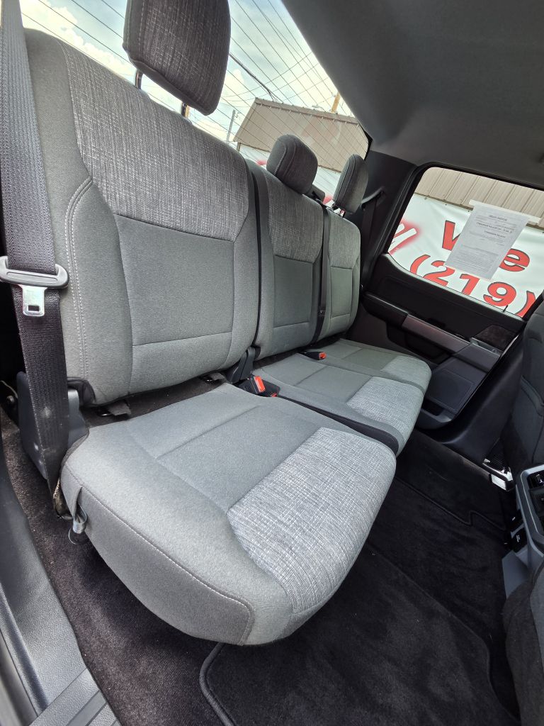 Photo 18 of this FORD F150
