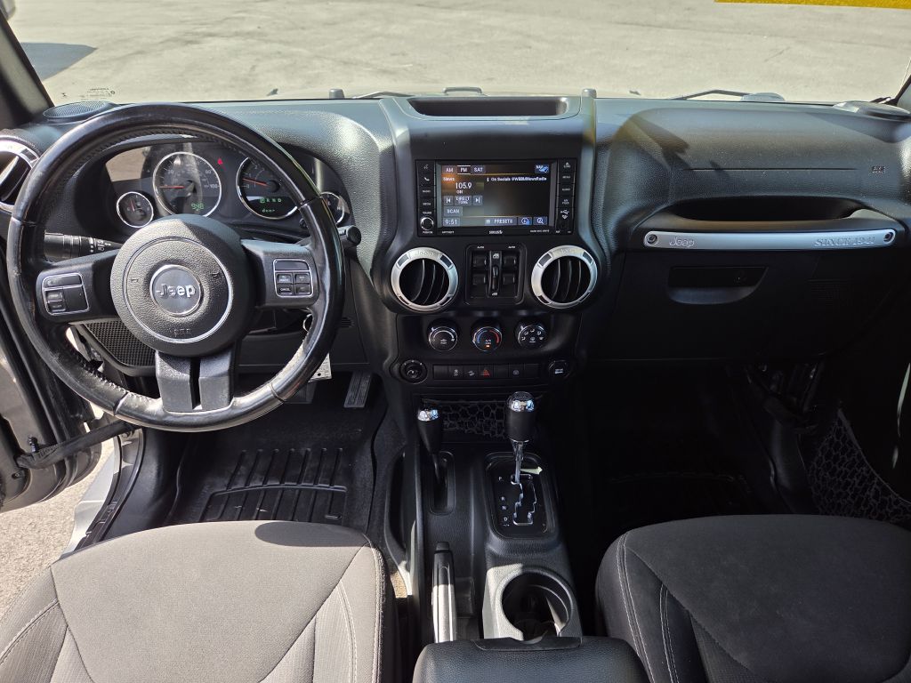 Photo 19 of this JEEP WRANGLER UNLIMI