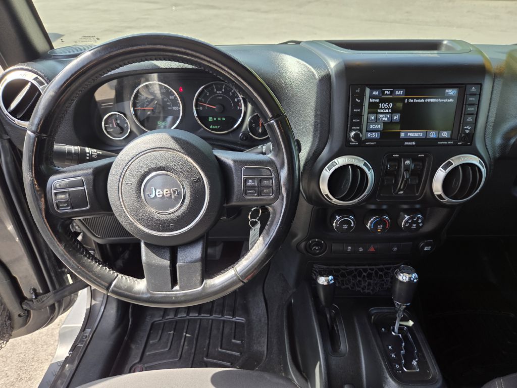 Photo 20 of this JEEP WRANGLER UNLIMI