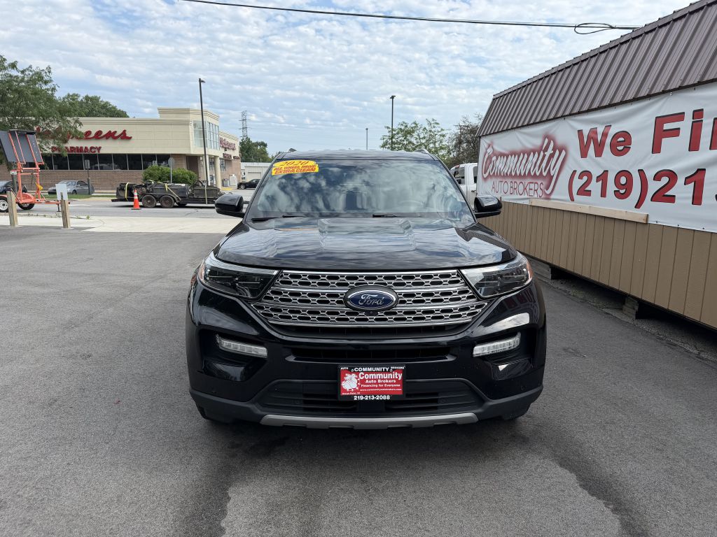 Photo 3 of this FORD EXPLORER