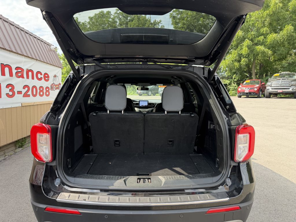 Photo 17 of this FORD EXPLORER