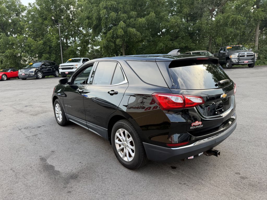 Photo 5 of this CHEVROLET EQUINOX