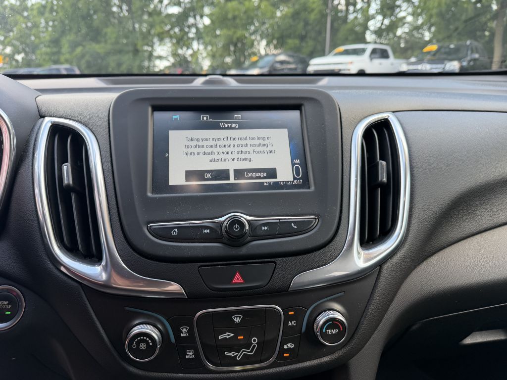 Photo 12 of this CHEVROLET EQUINOX